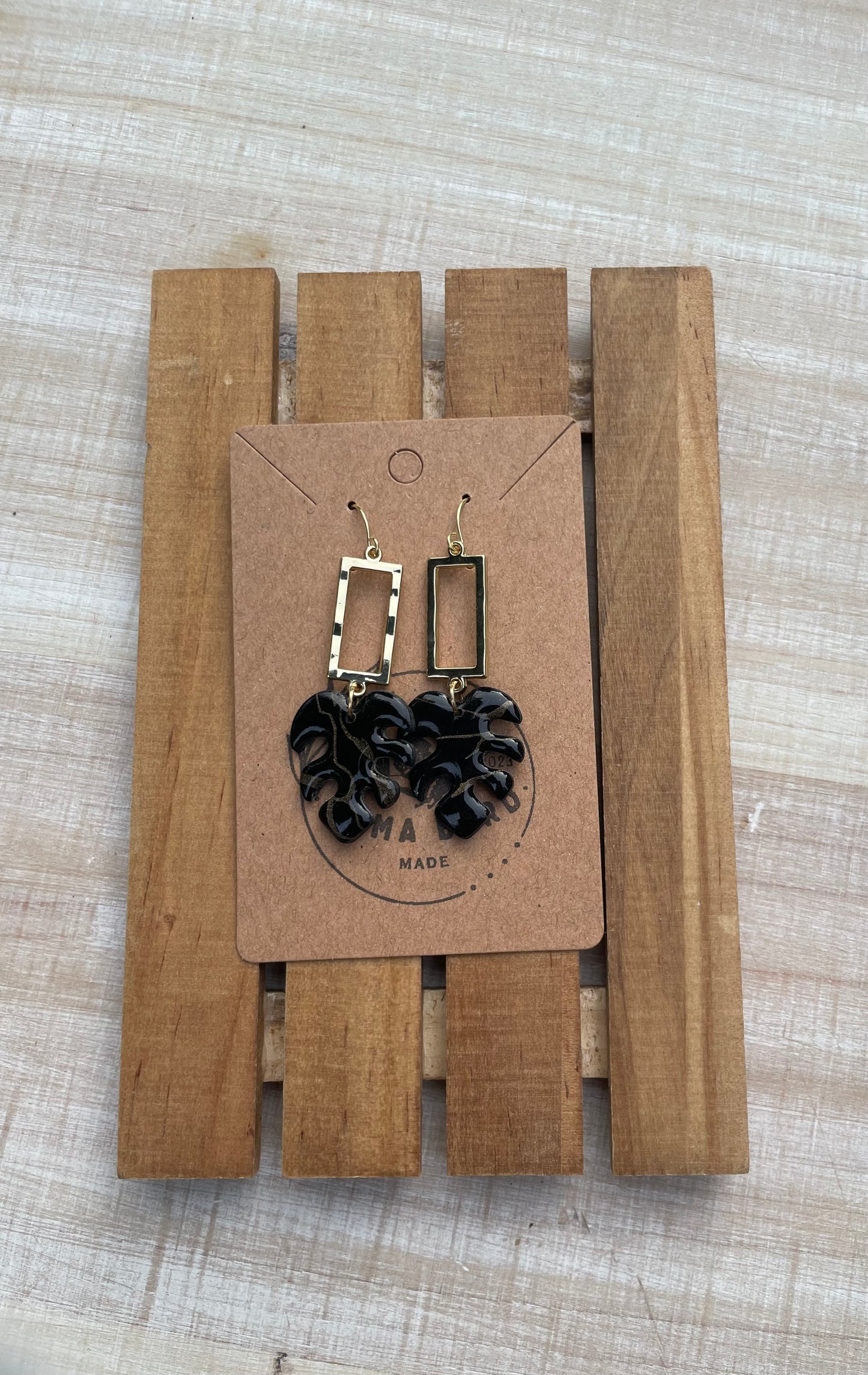 Black Monstera Dangle