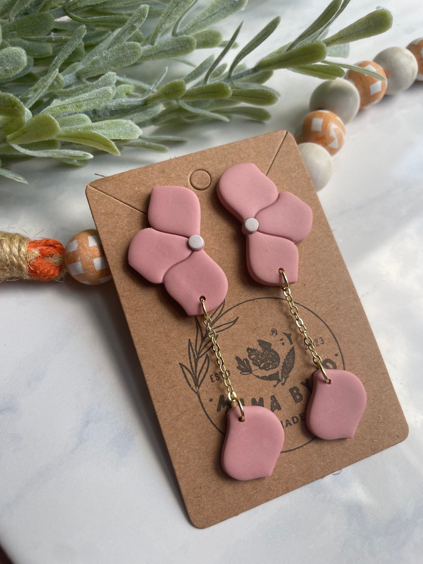 Pink Petal Drop Post