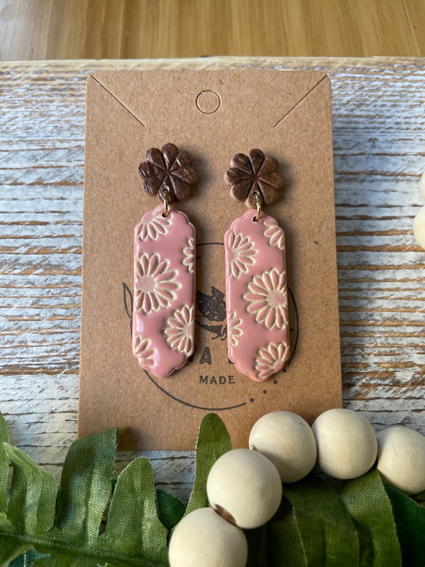 Terra Cotta Flower Dangle on Faux Wood Stud