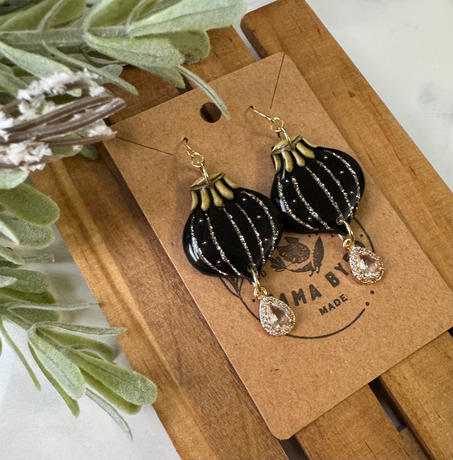 Black & Gold Ornament Dangle